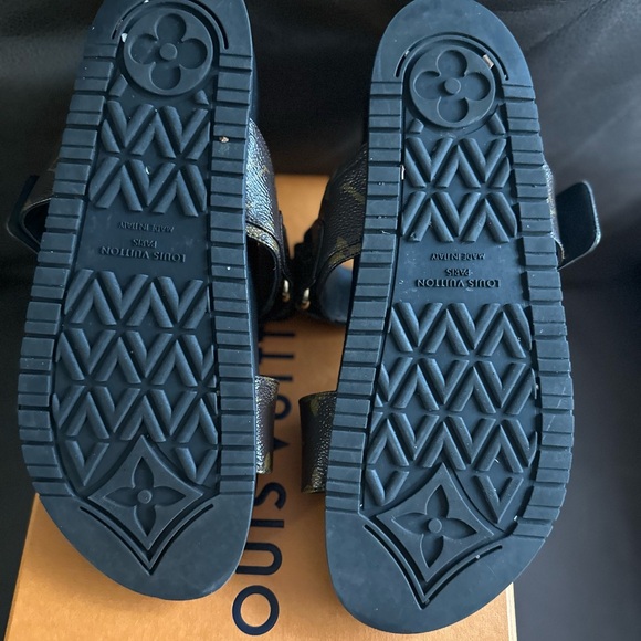 LOUIS VUITTON Bom Dia Flat Comfort Mule - SZ 40 - Picture 7 of 13